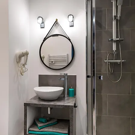 Homey Cute - Parking Inclus - Proche Geneve Apartment Annemasse
